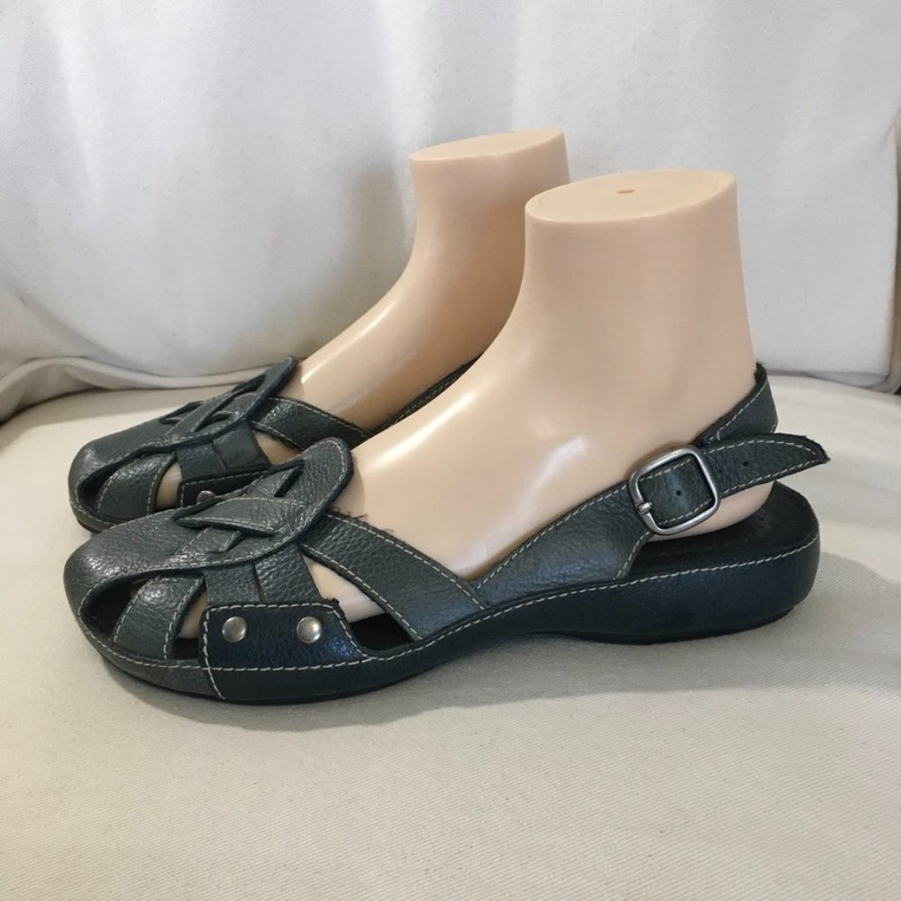 Bare Traps Blue Sandal